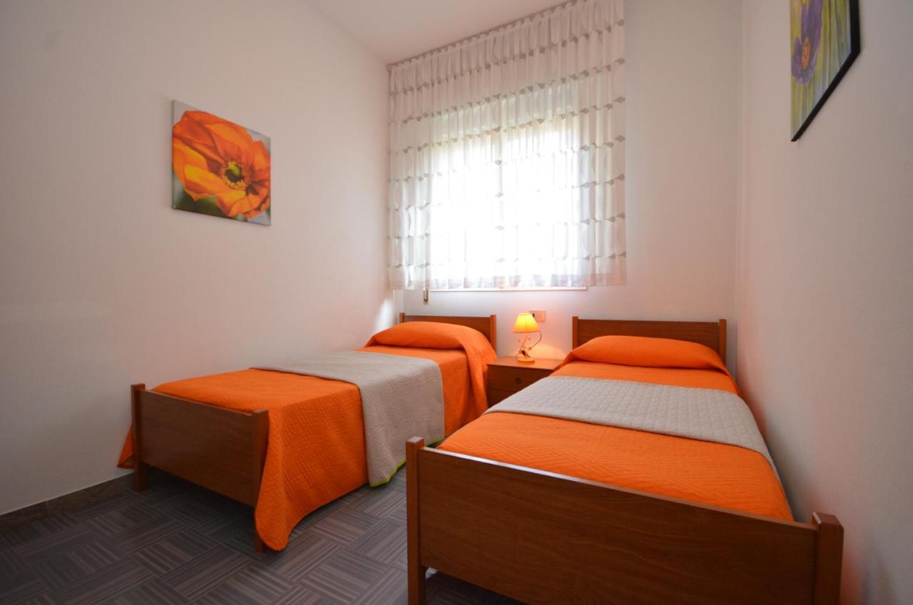 Appartamenti Villa Angela Бибионе Экстерьер фото